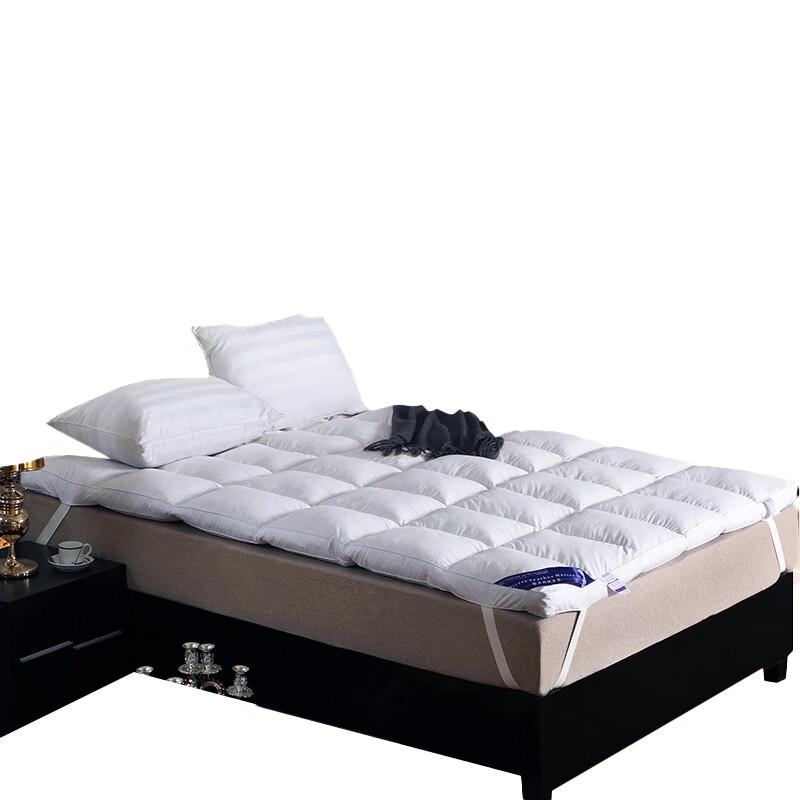 Yi Yi Ai White Duck Down Hotel Mattress Topper