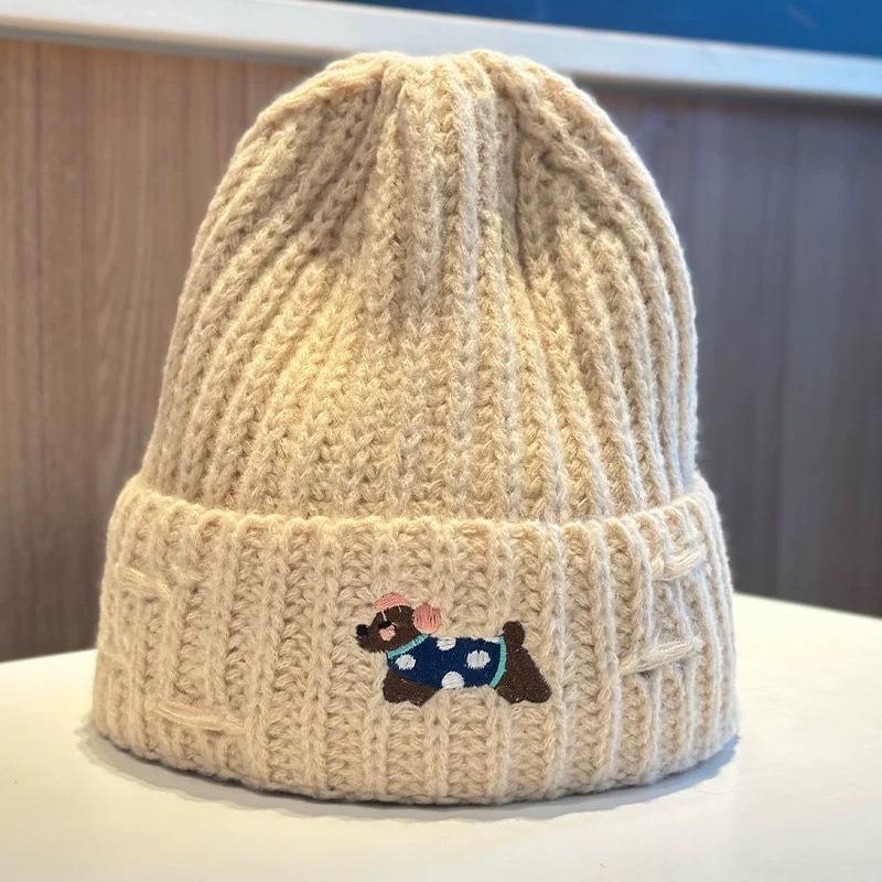 Welpen Bestickte Strickmütze für Damen im Herbst und Winter Warm Süß Niedlich Vielseitig Gesicht Zeigend Klein Überziehmütze, Trendig