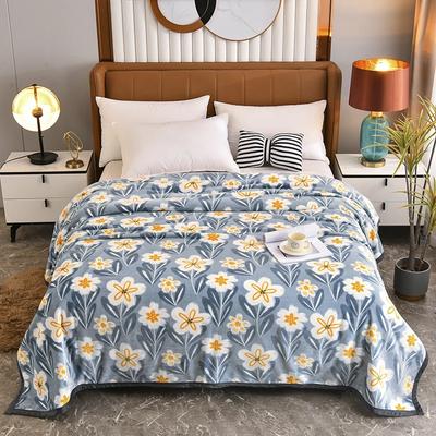 White Floral Throw Blanket Luxury Warm Fuzzy Soft Cozy Flannel Blanket for Home Sofa Couch Chair Decorative Bedroom Bed Blankets