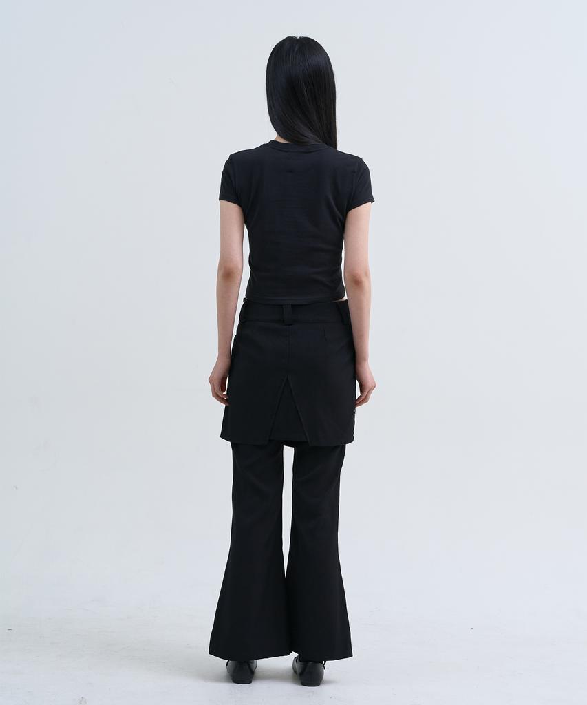 Yuseuteule Waist Embroidered Short Sleeve T-Shirt (Black)