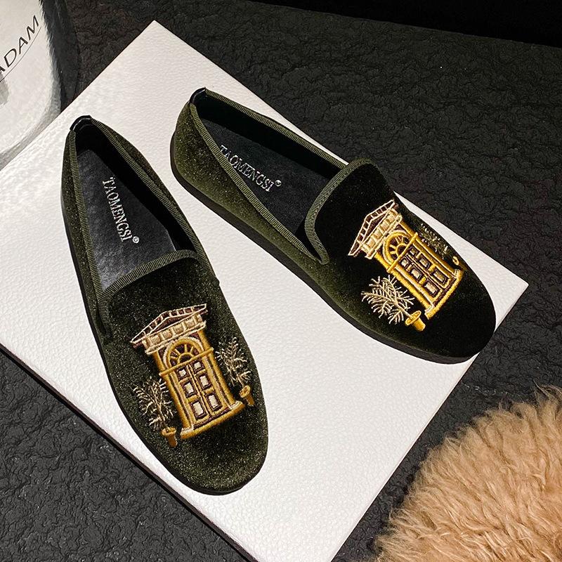 Fashion Women Flat Boat Shoes Fashion Suede Leather Embroidery Girl Slip-on Loafers