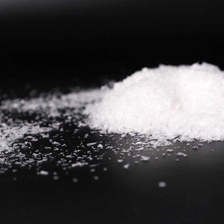 Großes simuliertes Schnee-Pulver für Weihnachts-Bastelarbeiten - Künstliche Fake-Schneeflocken