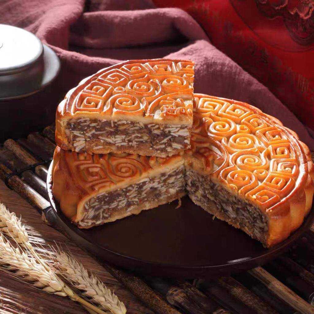 Snowy Yolk Lotus Seed Paste & Five Nuts BBQ Pork Mooncake - Extra Large, Egg Yolk, Old-Fashioned Style