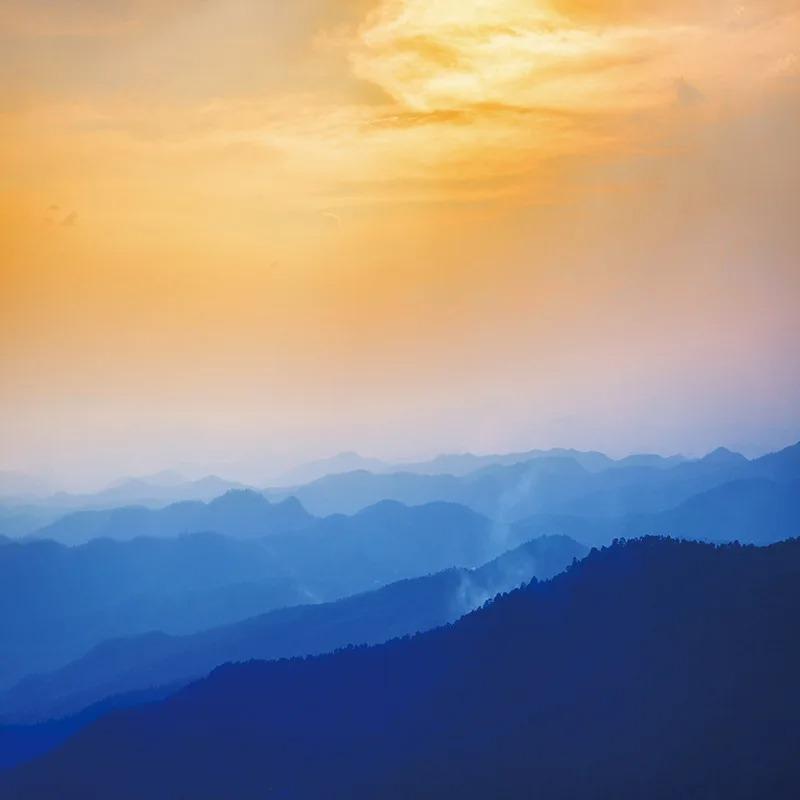 Воздушный шар с изображением вершины горы — фото 12