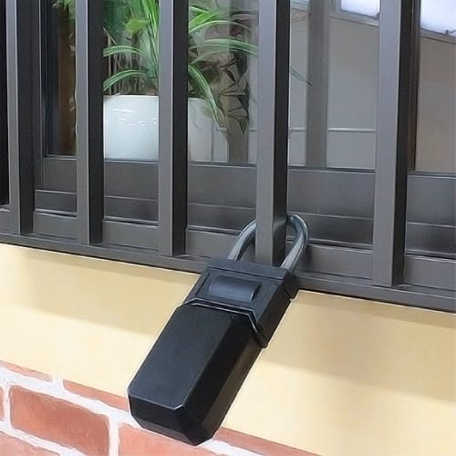 Waki Sangyo Spare Key Box, 4-Digit Combination Key Storage, Security, Black, 30mm Deep X 58mm Wide X 68mm High, Large