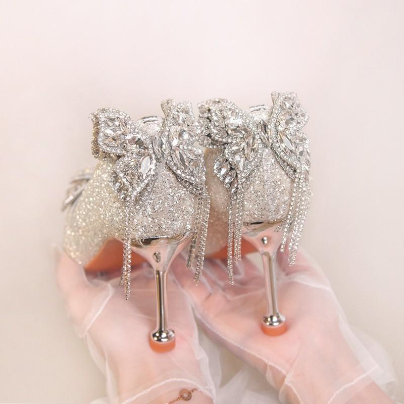 

Autumn new pointed single shoes thin heel shallow mouth pearl bow high heels glossy bridesmaid wedding shoes 39