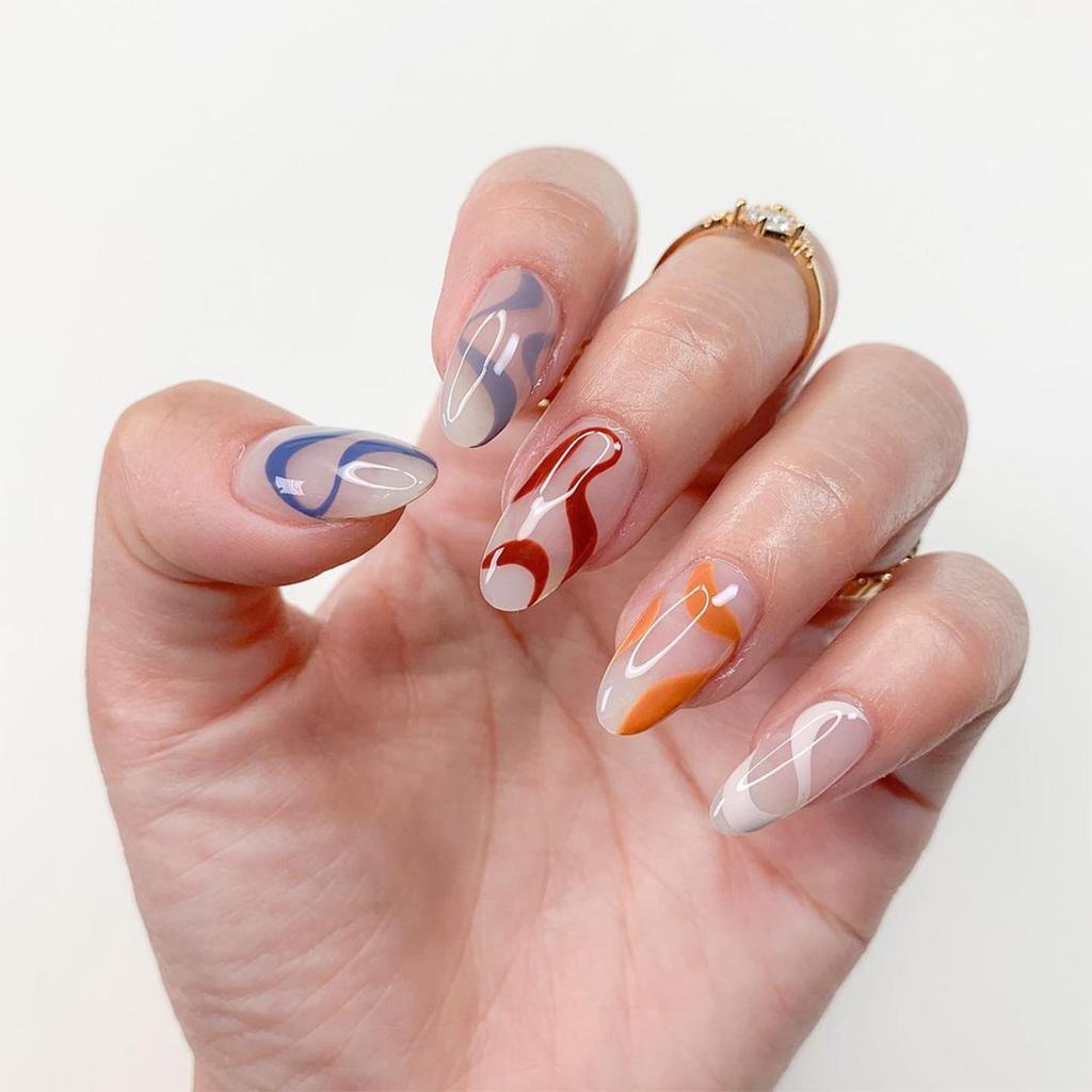 24 Piezas Negras Desmontables Almendra Francesas Cobertura Completa Uñas Postizas Con Líneas Plateadas de Mariposa Stiletto Press On Nails Para Manicura DIY