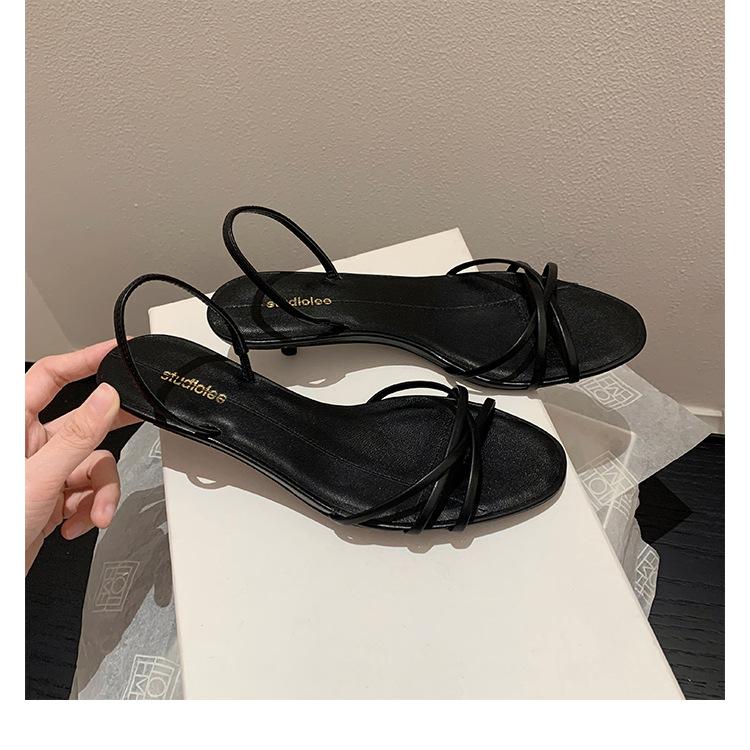 

Fashion Fashion Pointed Toe Cross Tied Kitten Heel Sandal Women Summer Sexy Open Toe Patchwork Slide Sandal Elegant Comfort Zapato Mujer 35 чёрный