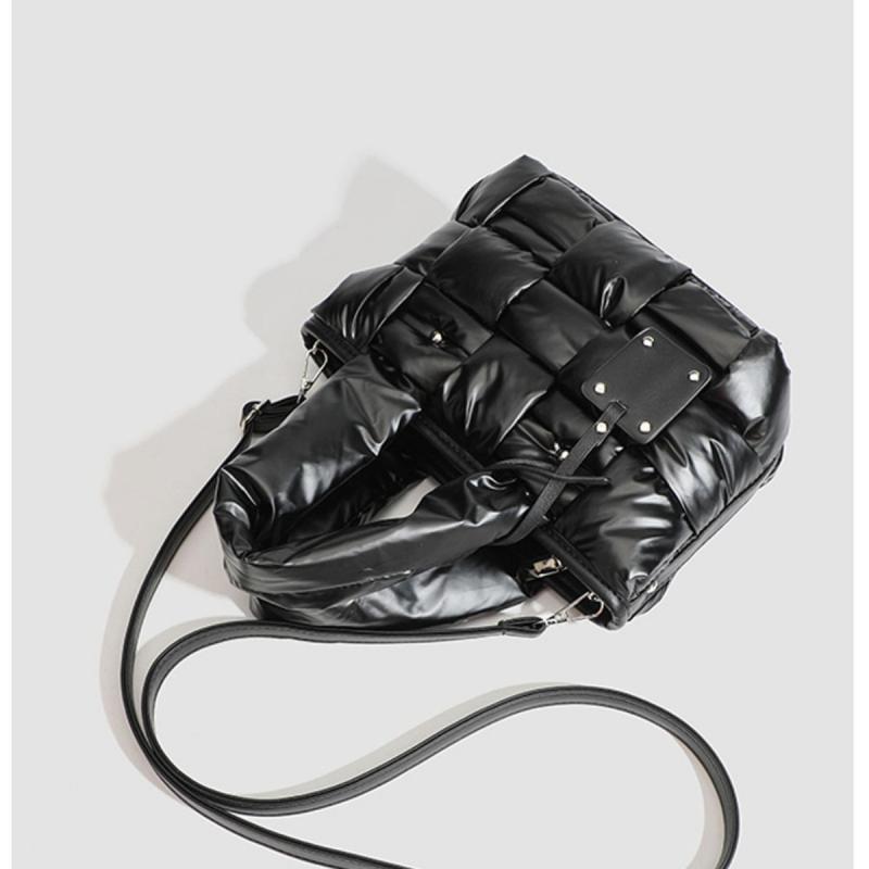 Designer Down Crossbody Bag Women's Black Unique Handbag Shoulder Bag Lightweight Fashion Commuter Purse