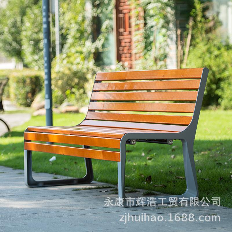 Cast Aluminum Park Bench with Solid Wood Backrest for Outdoor Courtyard