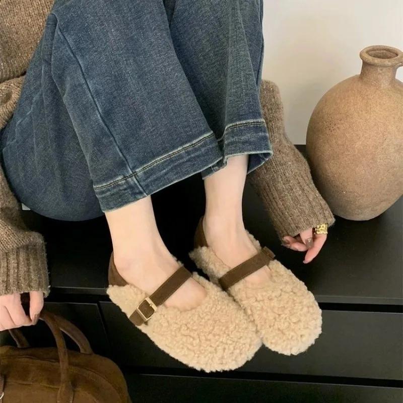Shoes Female 2024 Hot Sale Buckle Strap Women's Flats Fashion Shallow Daily Flats Women New Light Short Plush Flat Low Heels