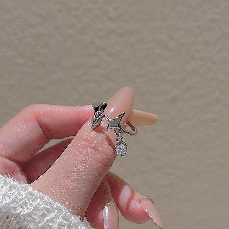 Korean Silver Color Shiny Five Pointed Star Rings for Women Simple Zircon Cross Hollow Star Open Finger Rings Jewelry Party Gift