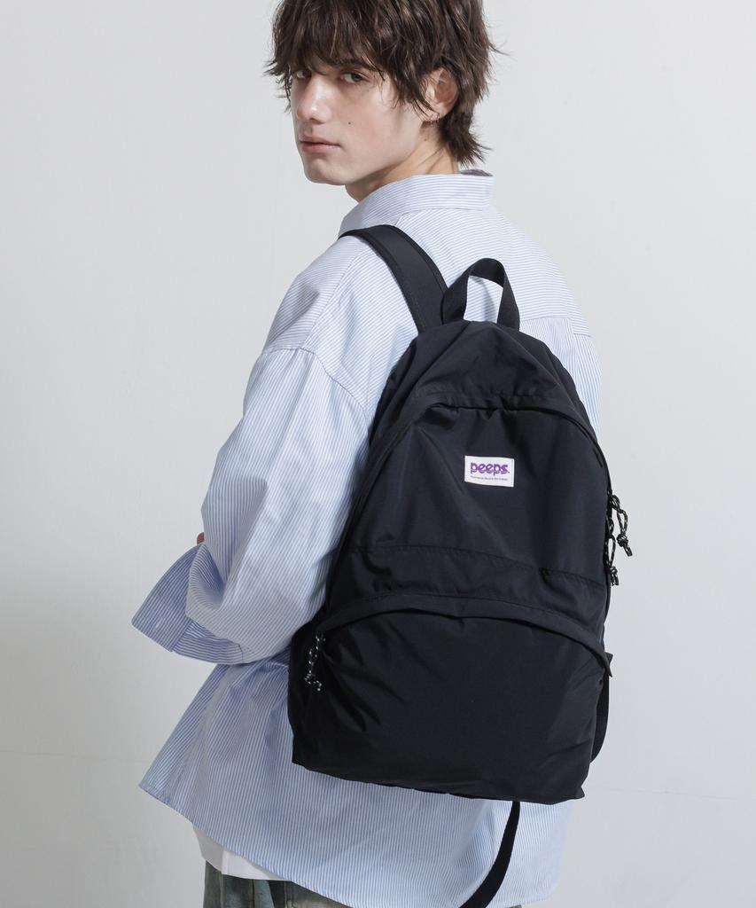 Peeps Standard Backpack (Large Black) Includes Foam Buddy Keyring
