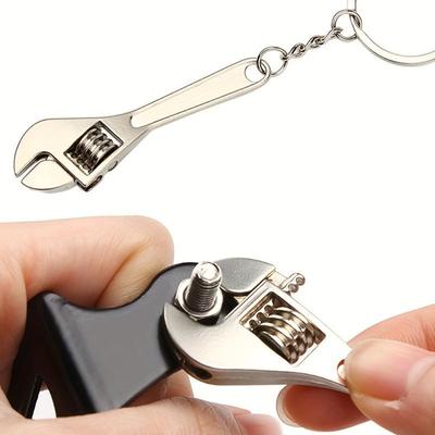 2Pcs Mini Wrench Keychain Portable Car Metal Adjustable Universal Spanner for Bicycle Motorcycle Car Repairing Tools