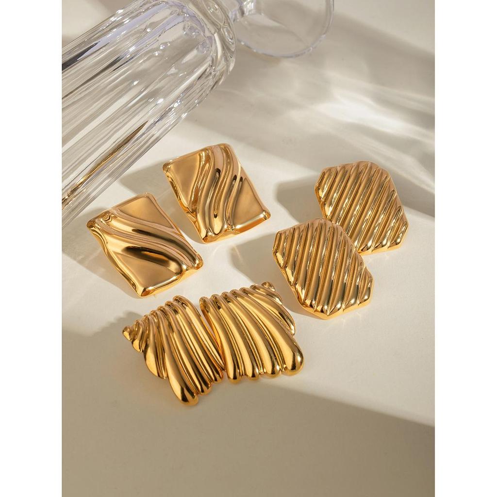 18K Gold Stainless Steel Square Wave Texture Earrings - Classic Luxury and Versatile Design