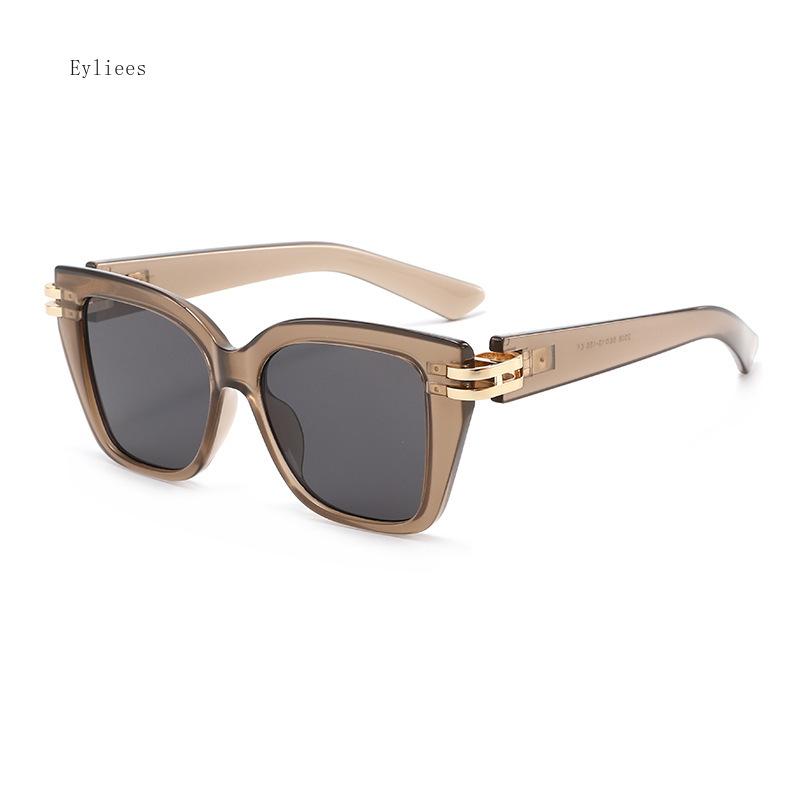 Luxury  Design Punk Irregular Square Sunglasses Women For Men Sun Glasses Vintage Popular Big Frame Metal Rivet Eyeglasses