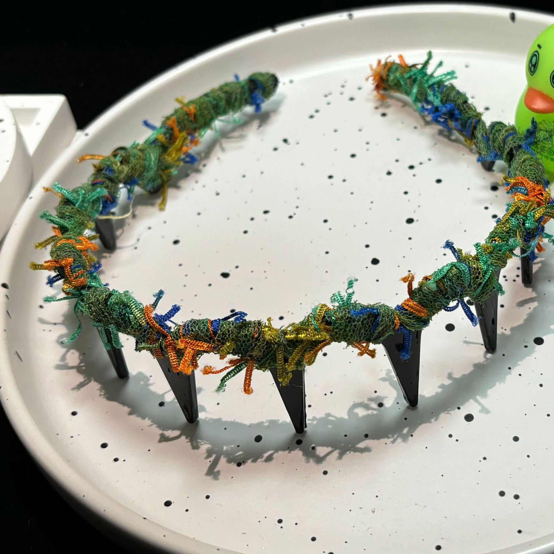 

Корейский Стиль Красочная Повязка на Голову Волна для Женщин - Шикарный Ароматный Стиль, Тонкий Высококлассный Аксессуар для Волос с Высоким Подъемом Черепа зелёный