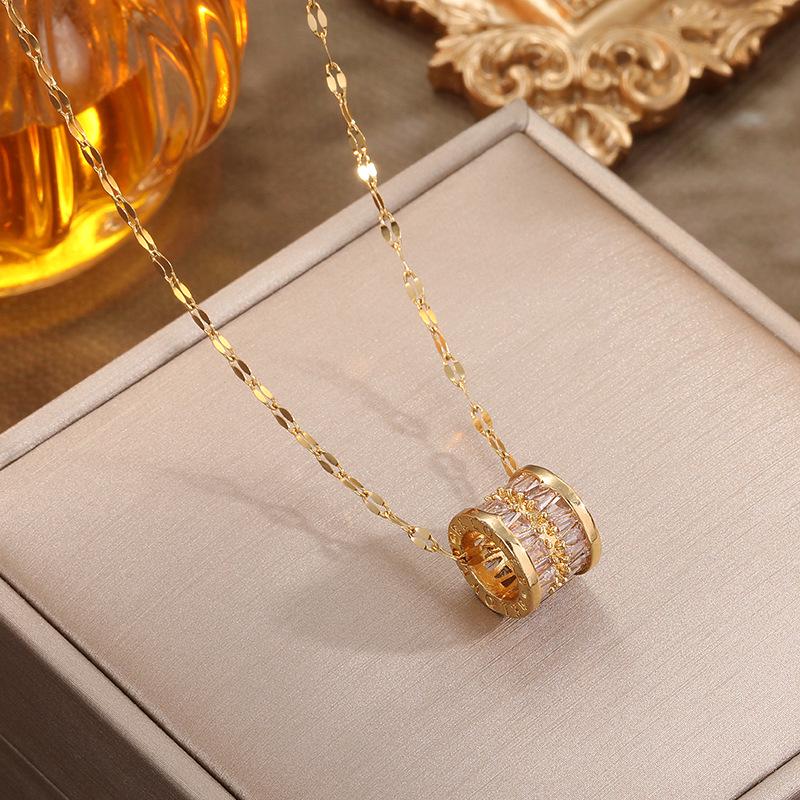 European & American Zirconia Titanium Steel Necklace - Fashionable & Versatile Clavicle Chain for Women.