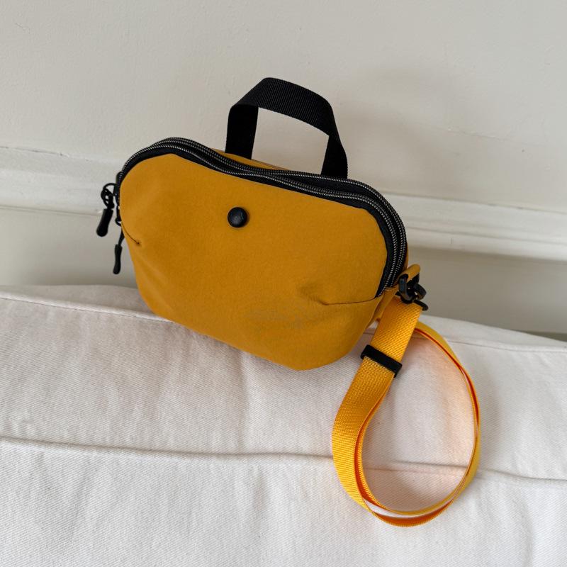 

2025 new canvas bag bag shoulder bag niche messenger bag mobile phone bag fashion casual small square bag жовтий