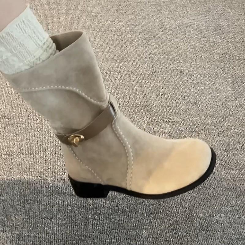 

2025 autumn and winter French minimalist college fashion boots women s fashion belt buckle heightened and comfortable with skirt short boots tide 40
