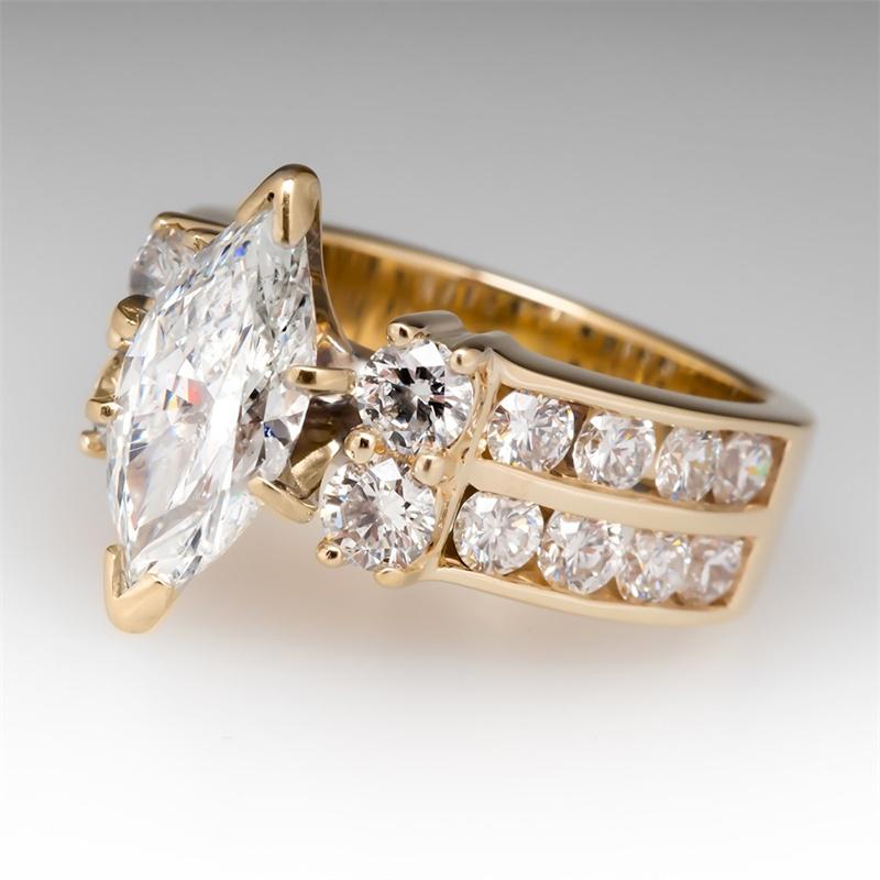 Huitan Luxury Gold Color Marquise Cubic Zirconia Rings Women for Wedding Bands Accessory Anniversary Gift Fashion Party