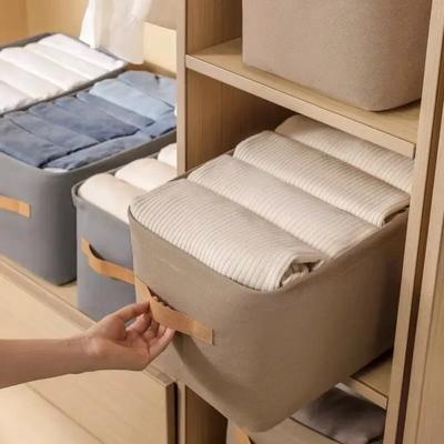 1 stuks Opvouwbare Opbergdoos voor Kleding en Diverse Artikelen met Stalen Frame Garderobe Organisatie en Opbergruimte