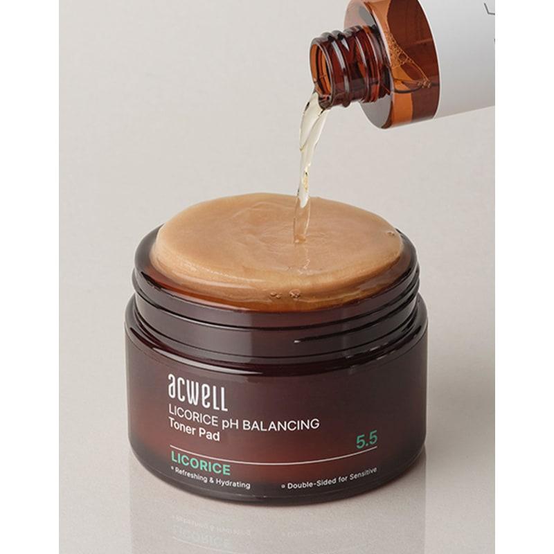 Licorice Water PH Balancing Toner Pads (70 Sheets)