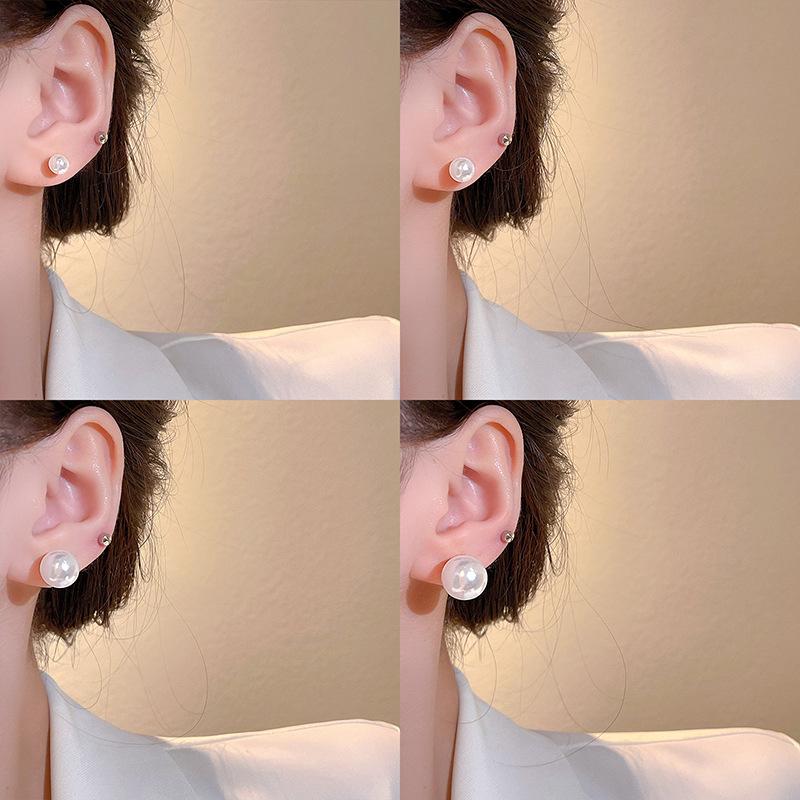Silver Needle Small and Elegant Stud Earrings for Women, A Niche Design with A Retro Touch, New Style Ear Accessories.