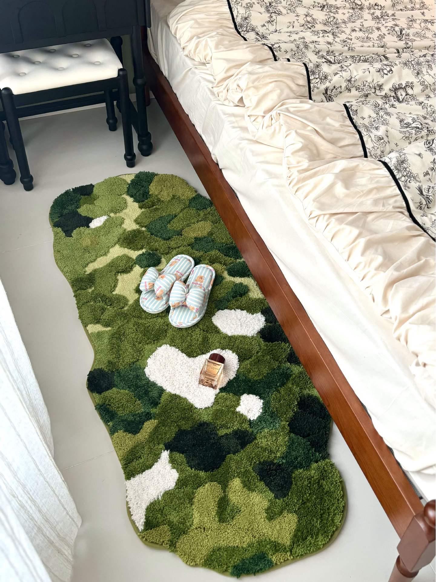 

Thick Forest Moss Plush Carpet for Bedroom, Living Room, or Balcony 50×80cm
