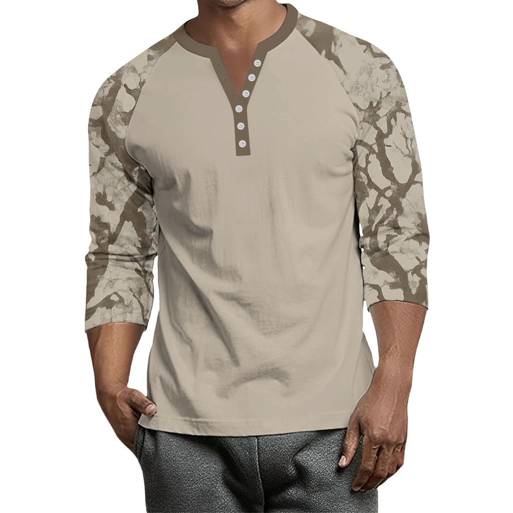 Top Masculino de Manga 3/4 Raglan Contrastante com Botões