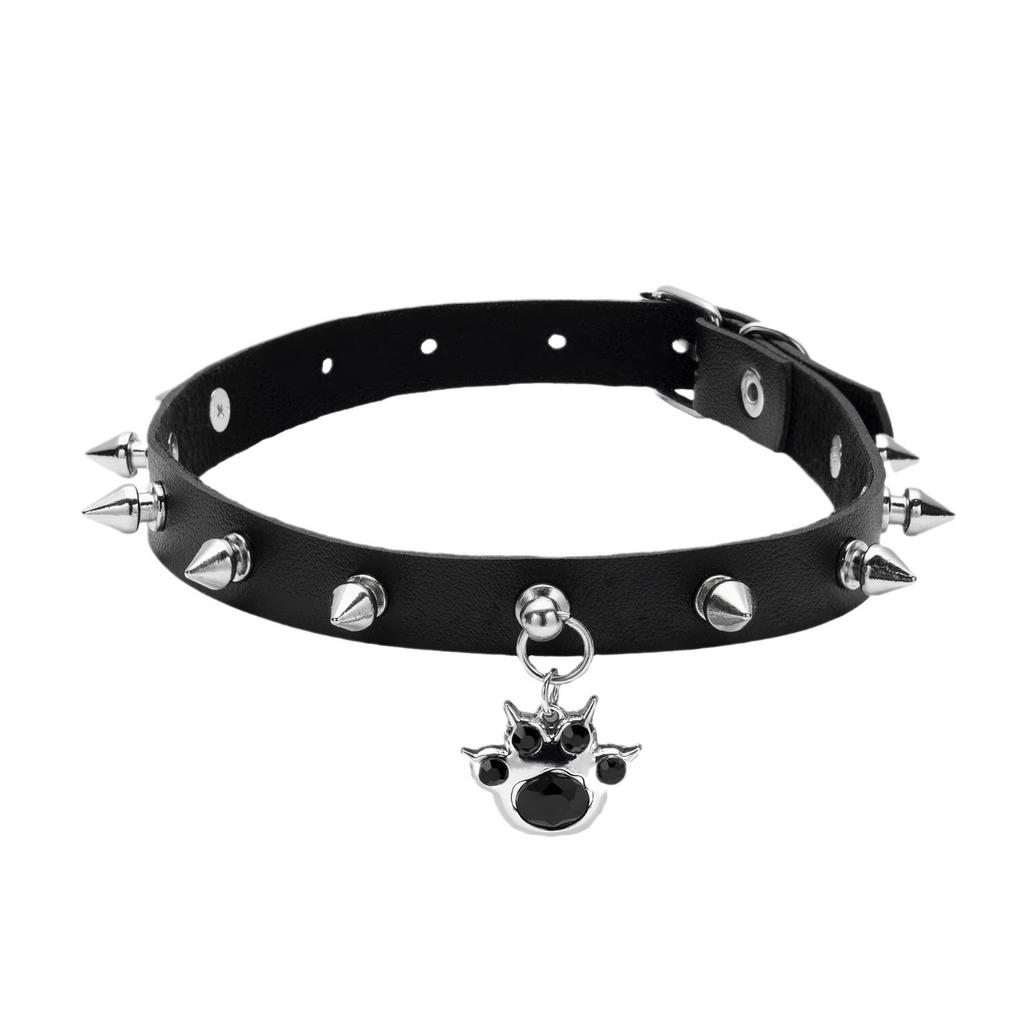 Hip Hop Black Leather Rivets Cat Claw Necklace for Women Dark Spicy Girls Chokers Trend Cool Gothic Fashion Jewelry Accessories
