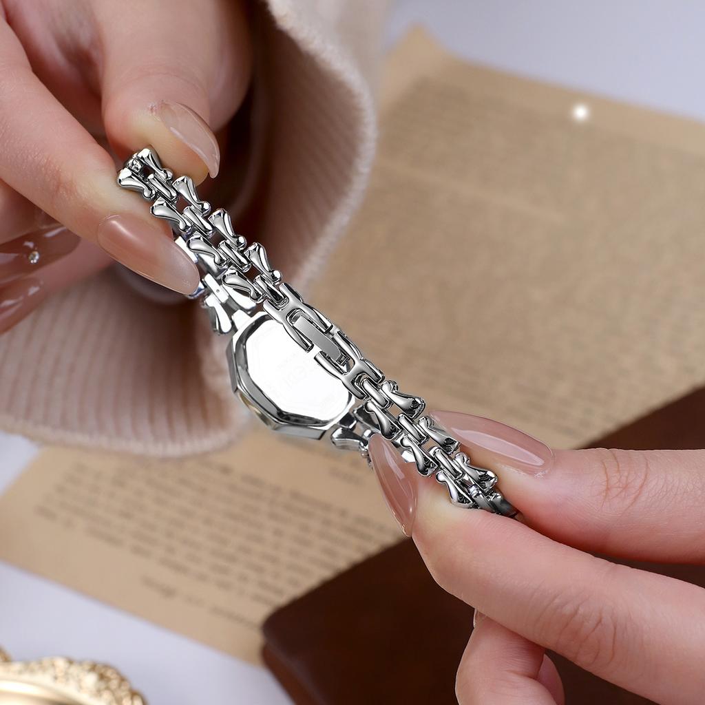 Small Exquisite Light Luxury Retro Bracelet Watch Niche High-End Sense Octagon Women'S Quartz Watch Zinc Alloy