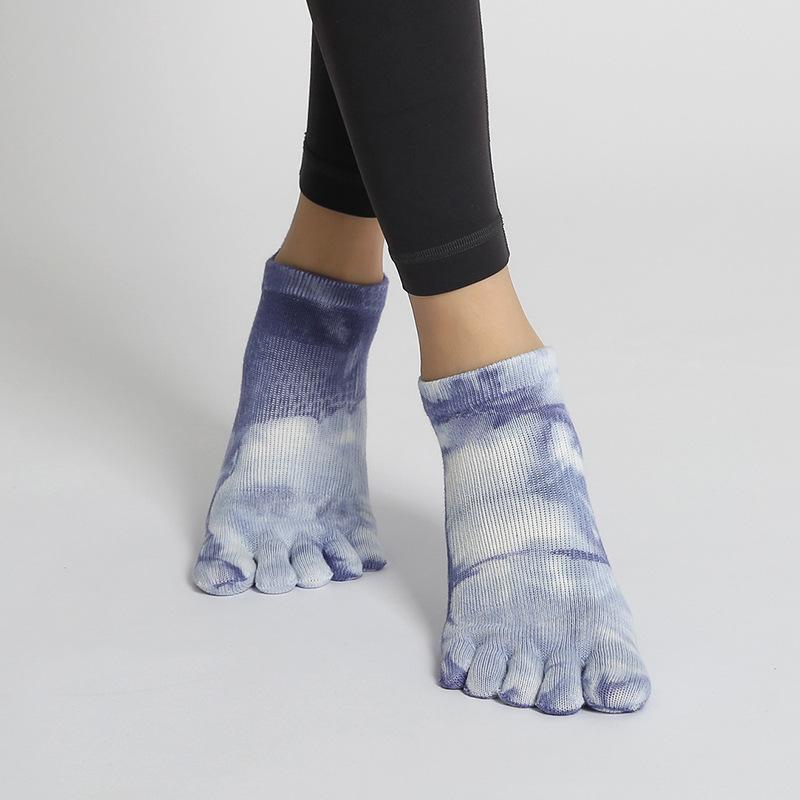 Yoga Socks Women Cotton Silicone Non-Slip Barre Pilates Socks Ballet Dance Sports Socks Five Toed Socks Fitness Socks Multicolor