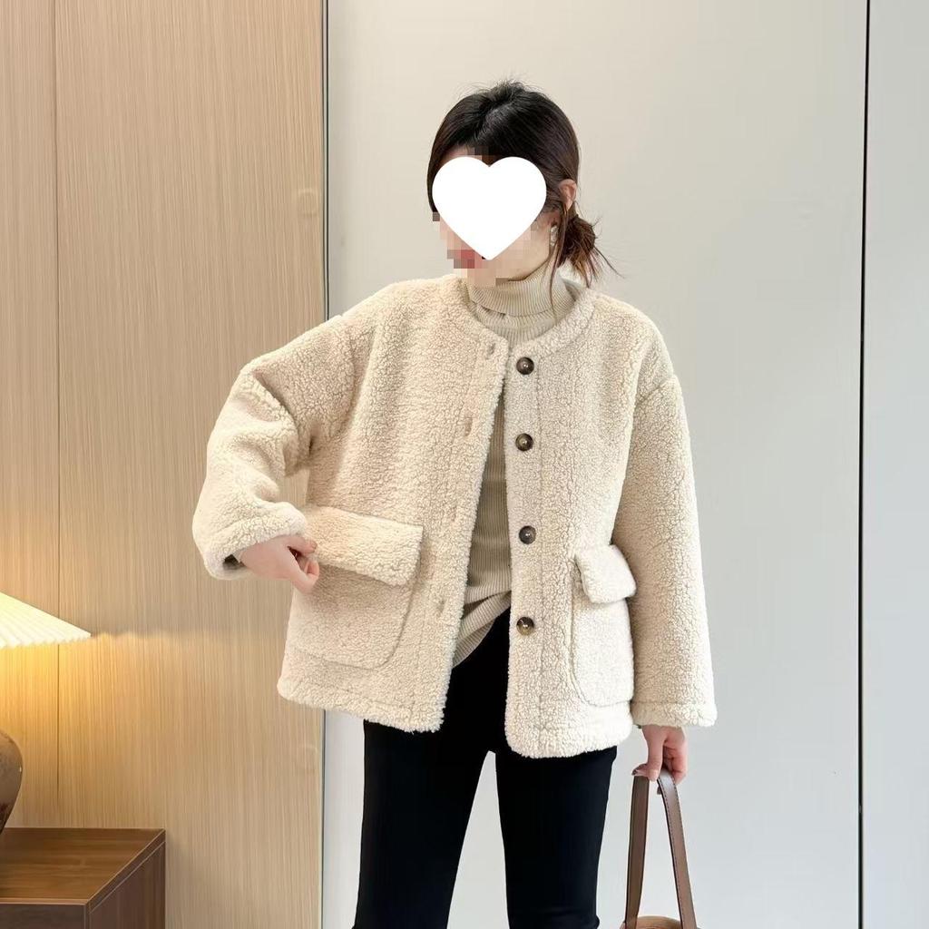 Women's Shearling Coat 2025 Autumn/Winter: Versatile Korean Style, Age-Reducing Loose Fit, Round Neck Top