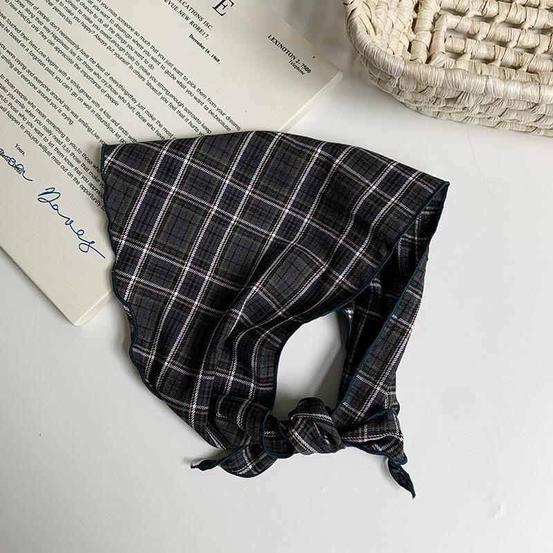 

Plaid triangle scarf scarf women s spring and summer versatile retro shawl scarf neck protection small scarf headscarf headband hair accessories