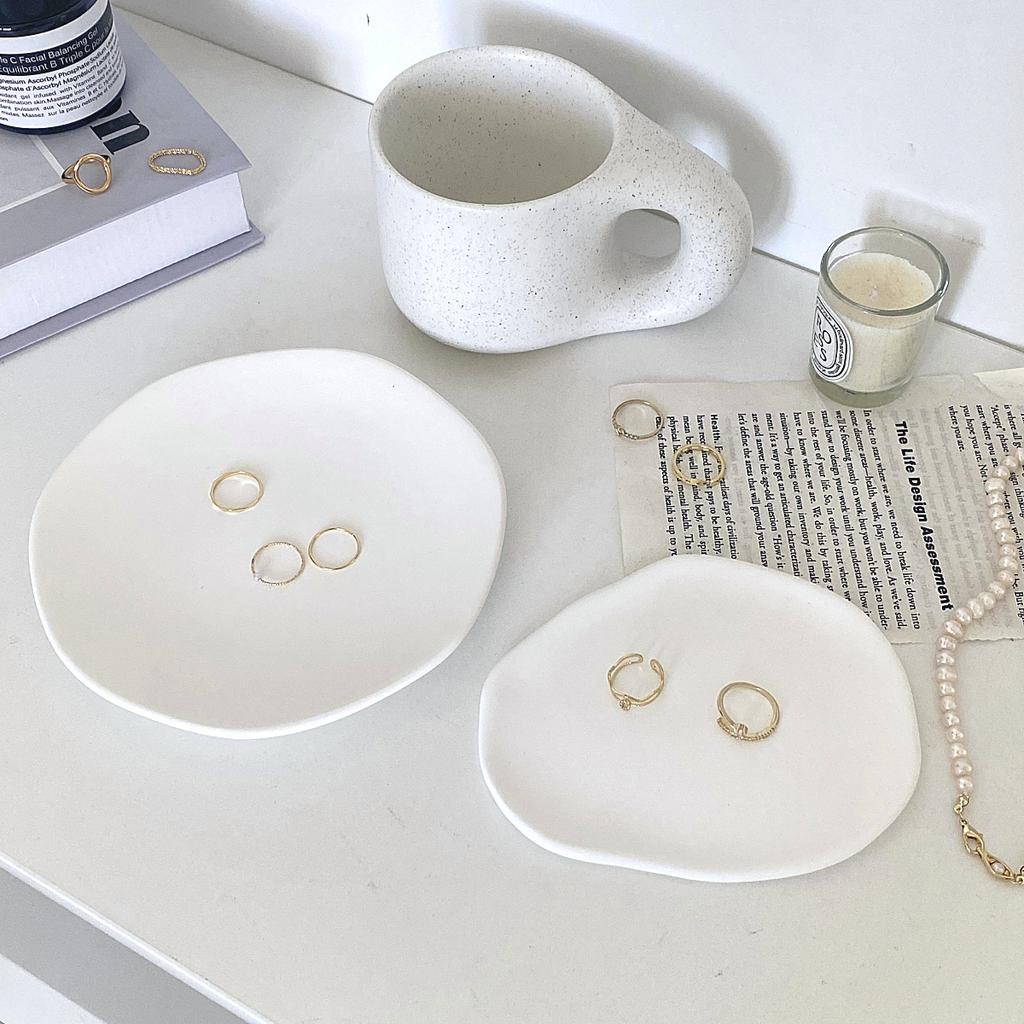 Nordic Style Simple and Irregular Storage Tray Plaster Tray Jewelry Ornaments Photo Decoration Props Photography Objects Home