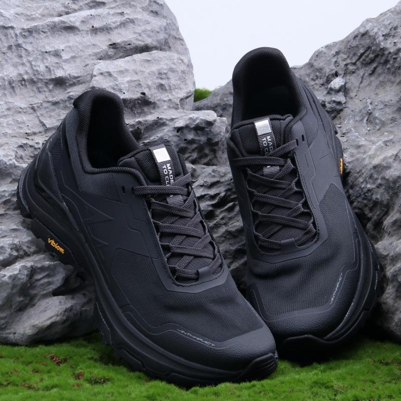 Men's Lightweight Low-top Non-slip Wear-resistant Sports Hiking Shoes Outdoor All-terrain Hiking Shoes