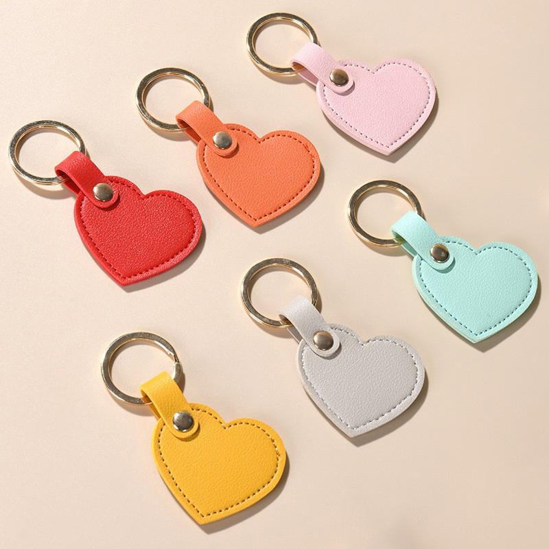 Leather Heart Key Chain Fashion Leather Heart Shape Keychain Women Car Key Holder Home Key Ring Charm Bag Car Pendant Gift