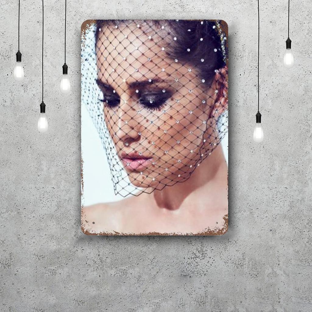 Cheryl Cole Classic Poster Rusty Metal Plaque Retro Decorative Plate Bar Man Cave Garage Club Metal Sign Wall Decoration