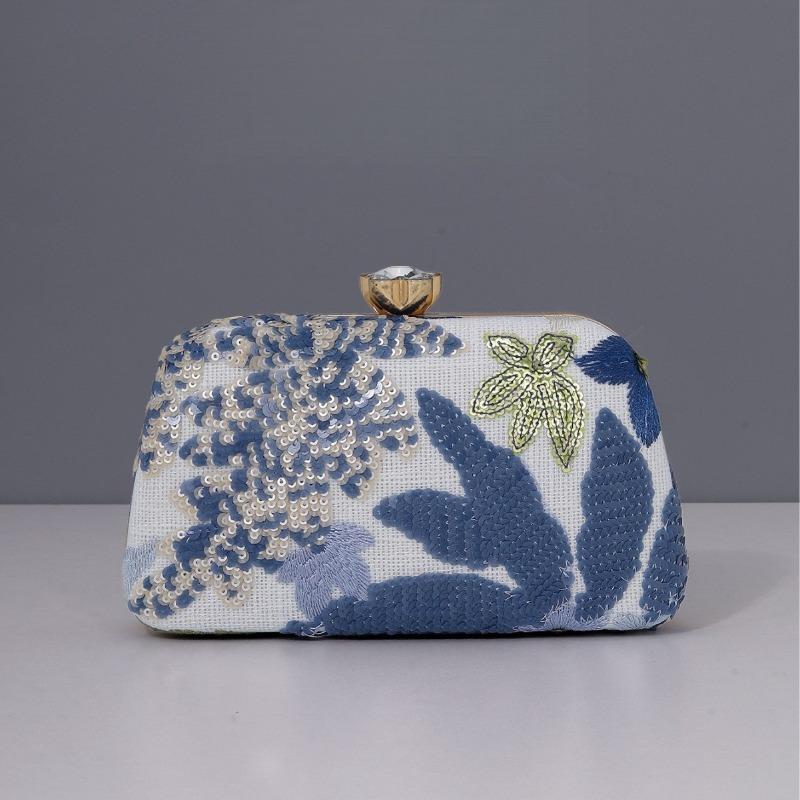 Popular Embroidery Dinner Bag Handmade Embroidery Decal Chinese Style Sequins Niche Clutch Bag Evening Bag