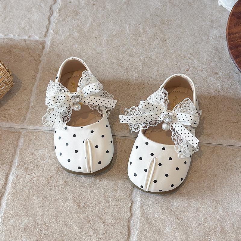Girls' leather shoes, princess style, spring/autumn collection, with a bow and soft sole, Korean-style versatile flats, suitable for performances