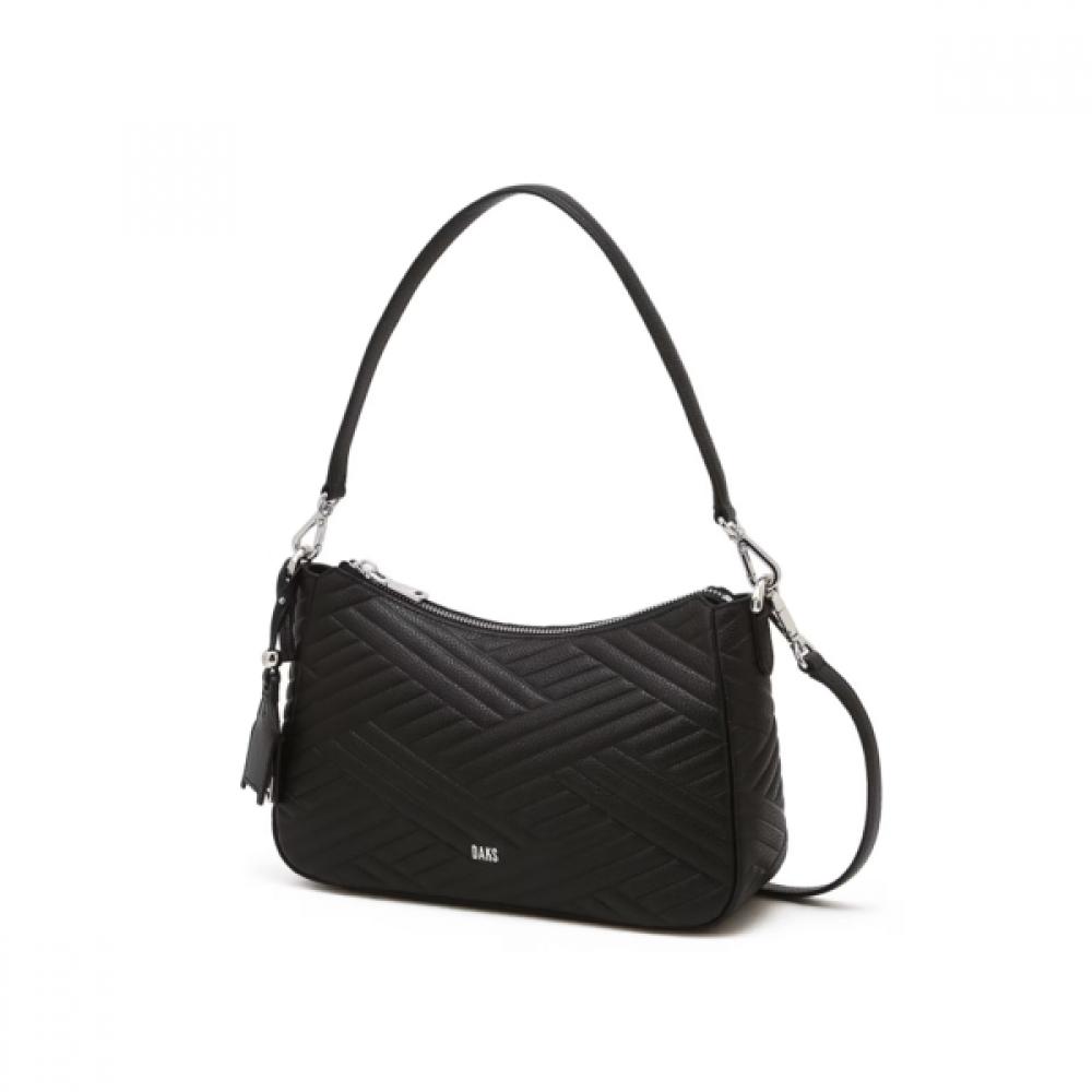 Daks Black Cowhide Shoulder Bag With Logo Decoration Dcba6f372bk