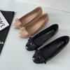 Comfortable with soft-soled single shoes, bow skirt, ballet shoes, shallow mouth, college style