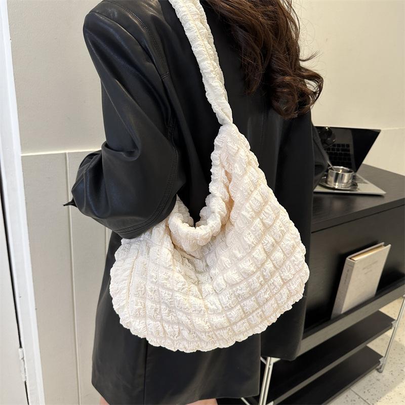 This Year's Popular Fashion Simple Temperament Commuter Bag Women's 2025 Winter Fashion Shoulder Underarm Bag Handbag Tide