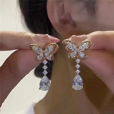 Boucles d'oreilles pendantes papillon strassées brillantes, gouttes d'eau et pompons pour femmes, zircone cristal, perle, longue boucle d'oreille, bijoux de fête et quotidiens, cadeaux