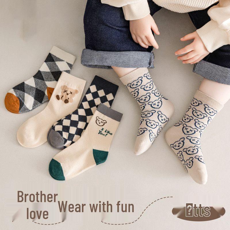 Children's Cartoon Mid-Calf Socks - Multiple Styles, For Boys, Girls, and Babies, Perfect for Autumn/Winter Sports and Students