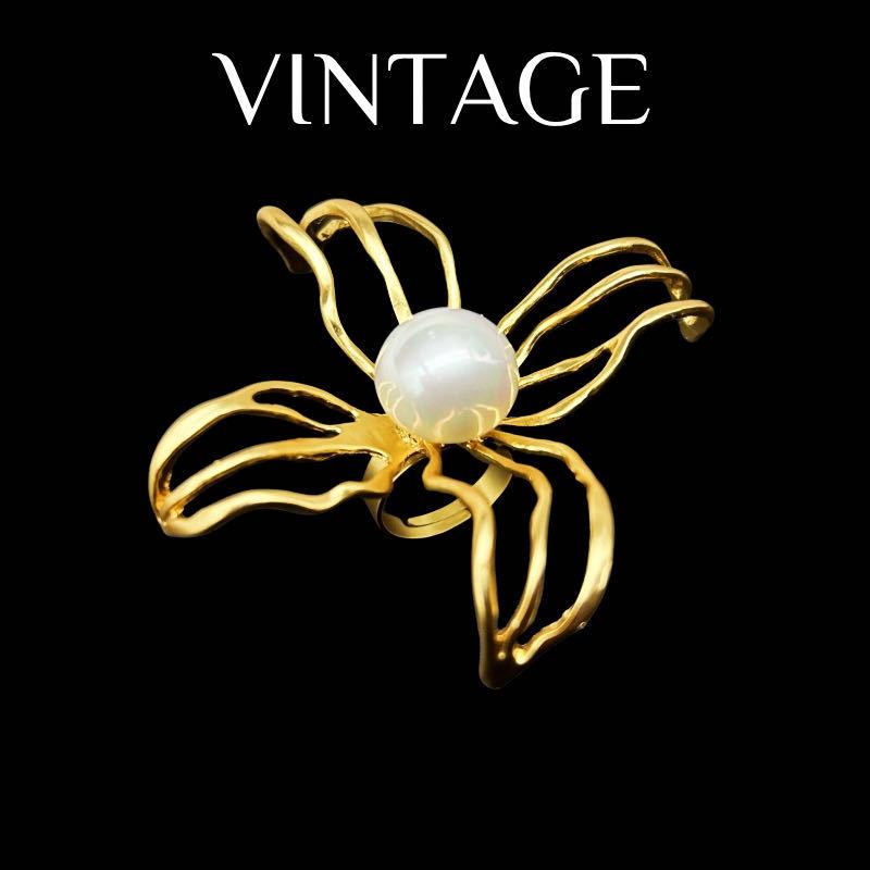 Легкая Роскошь Нишевый Дизайн Позолоченное Настоящим Золотом Полое Цветочное Цветное Жемчужное Регулируемое Кольцо Серьги Набор