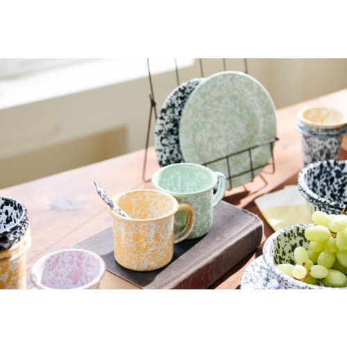 CROW CANYON HOME Mug, Break-Resistant, Lightweight, Enamel, Dishwasher-Safe, Stylish, Cute, Founded In 1977, Yellow, 345ml