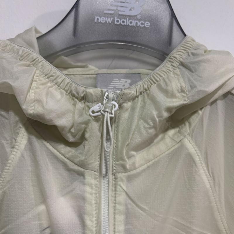 NeW Balance W UltraLight Ripstop Windshield nbnaf2W512 Light Green