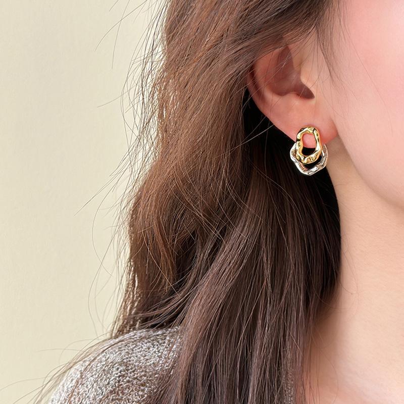 Vintage Two Tone Metal Drop Earrings for Women Geometric Irregular Round Earrings Daily Wear Statement Jewelry